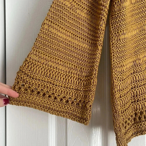 Moth by Anthropology knitted lightweight sweater tan beige color - Picture 4 of 9